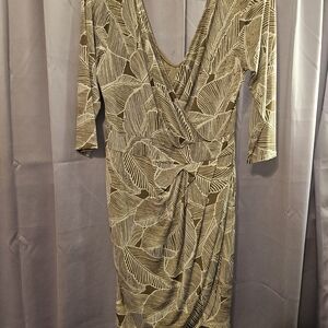 Zenobia Leaf Pattern Long Sleeve Dress - Brown and Cream